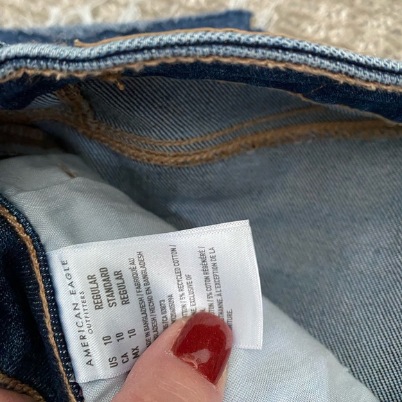 American Eagle Mom Straight - Picture 2 of 4